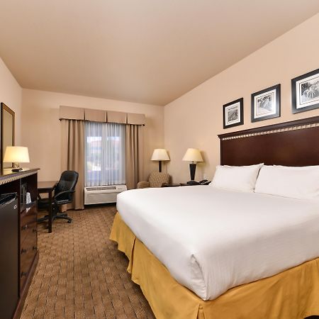 Holiday Inn Express & Suites Albuquerque Historic Old Town By Ihg Bagian luar foto