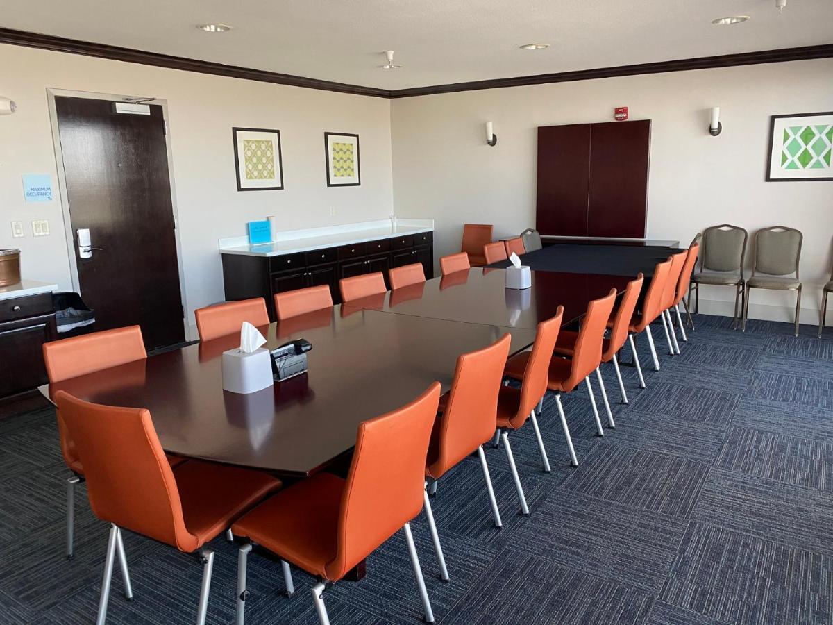 Holiday Inn Express & Suites Albuquerque Historic Old Town By Ihg Bagian luar foto