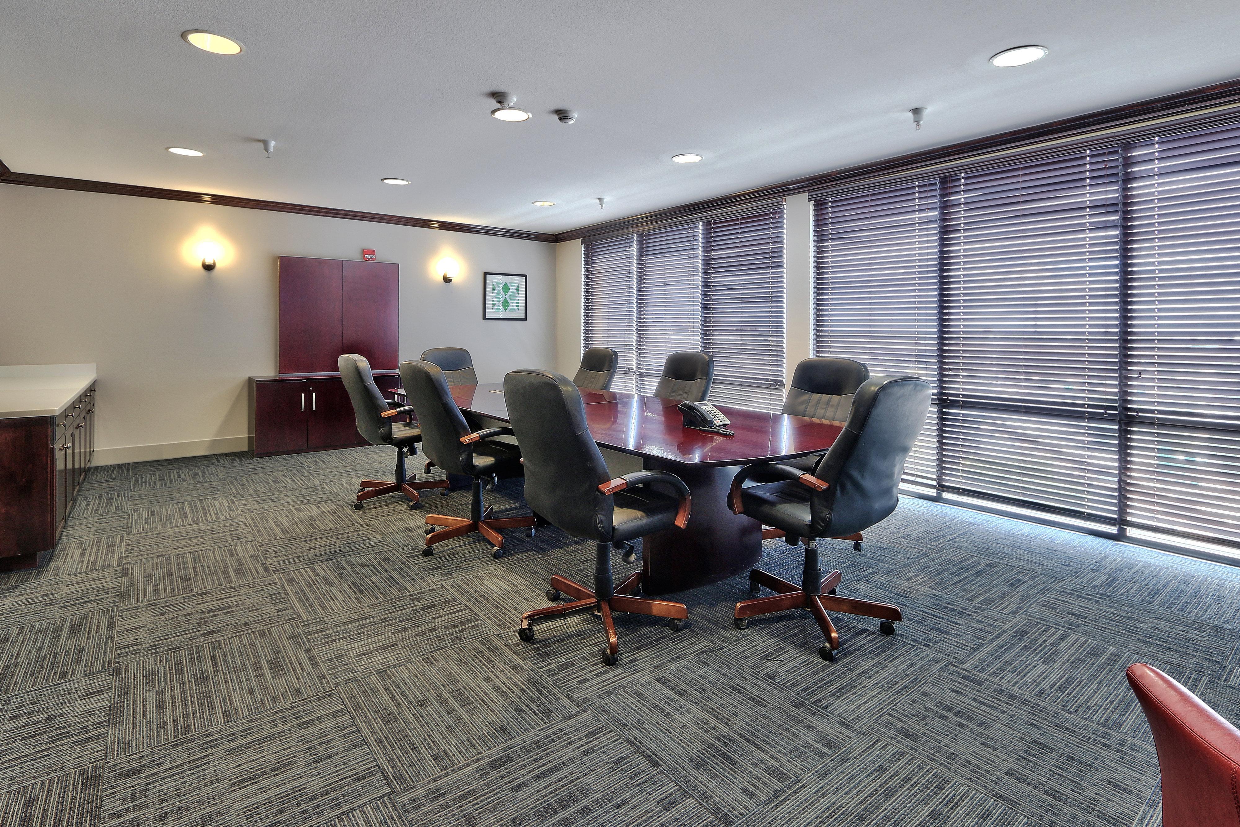 Holiday Inn Express & Suites Albuquerque Historic Old Town By Ihg Bagian luar foto
