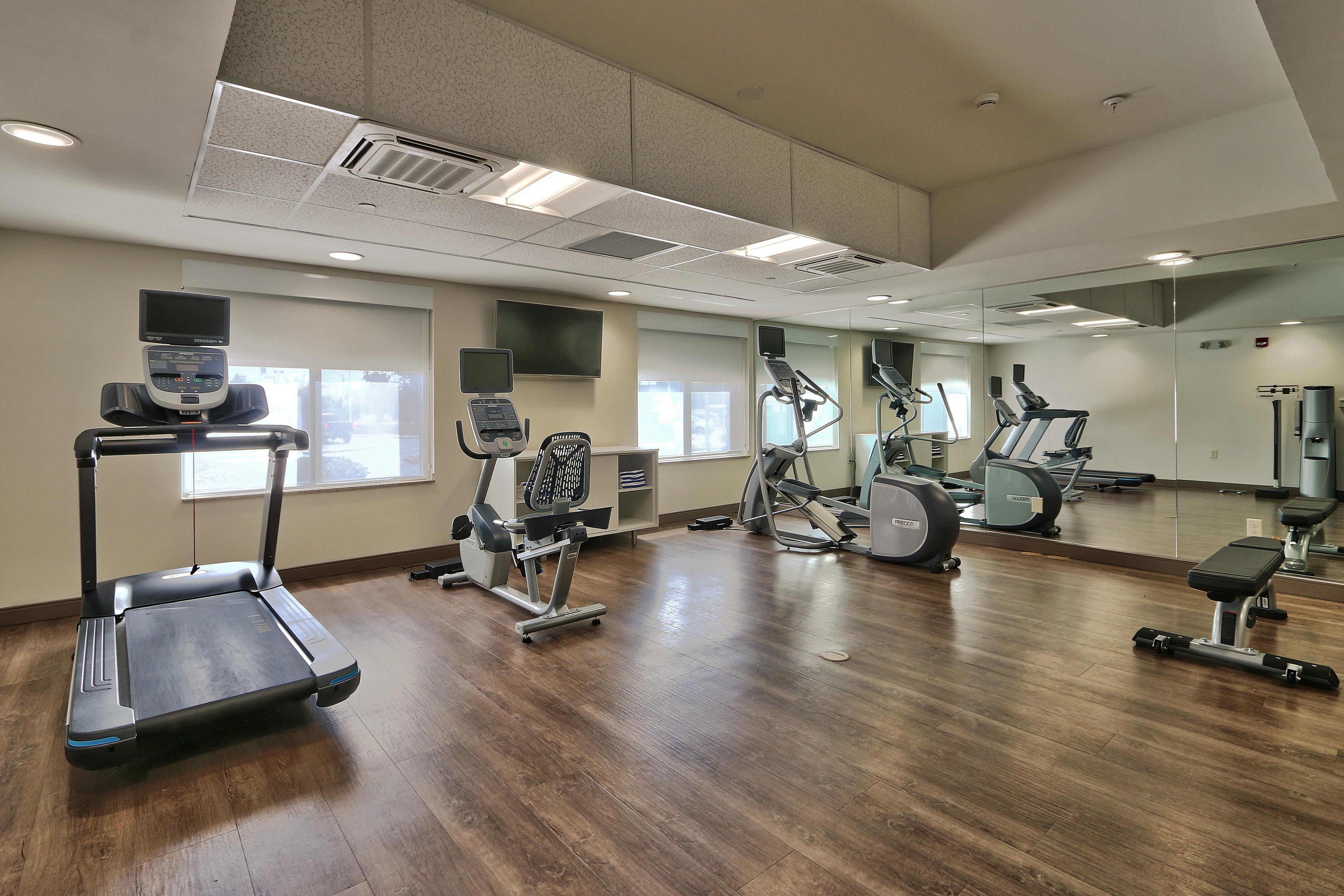 Holiday Inn Express & Suites Albuquerque Historic Old Town By Ihg Bagian luar foto